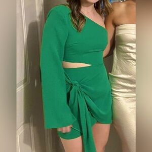 Cute Runway The Label one shoulder formal tie dress